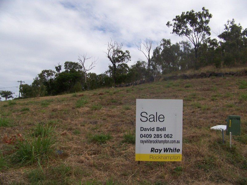 17 Sunset Drive, NORMAN GARDENS, QLD 4701