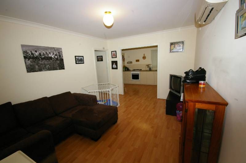 26d Buntine Way, GIRRAWHEEN, WA 6064