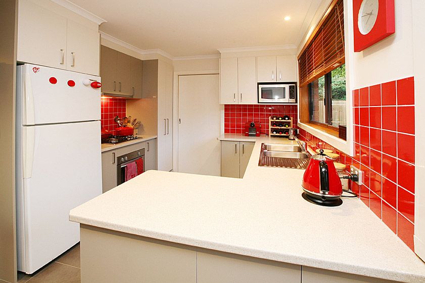34 Hinkler Drive, MILL PARK, VIC 3082