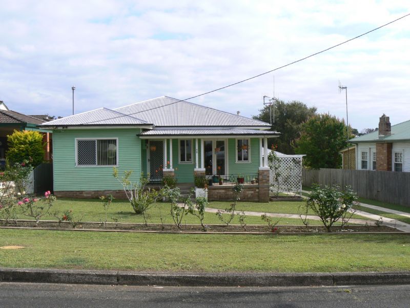 TAREE, NSW 2430