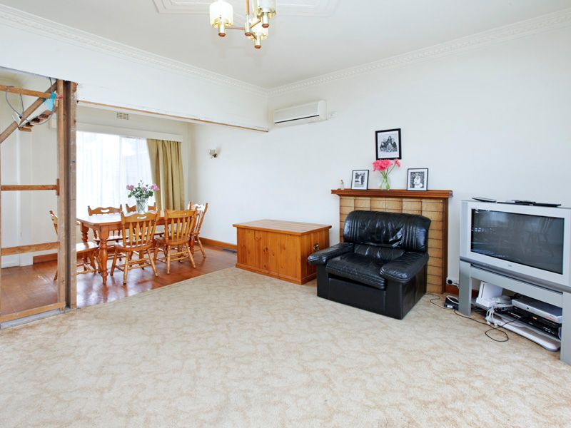 47 Logan Street, HAMLYN HEIGHTS, VIC 3215