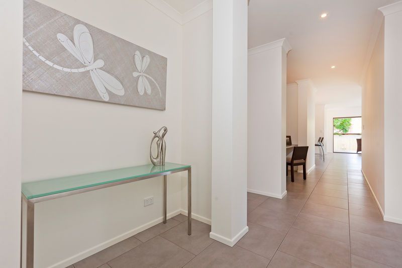 52 Liverpool Street, EIGHT MILE PLAINS, QLD 4113