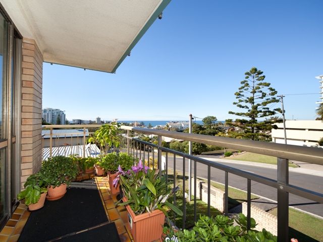 Unit 3 'Tarrohan Lodge' 45 Verney Street, KINGS BEACH, QLD 4551
