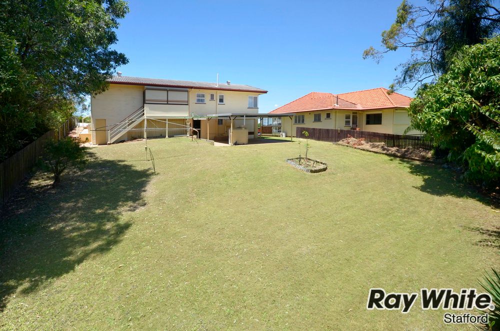 374 Webster Road, STAFFORD HEIGHTS, QLD 4053