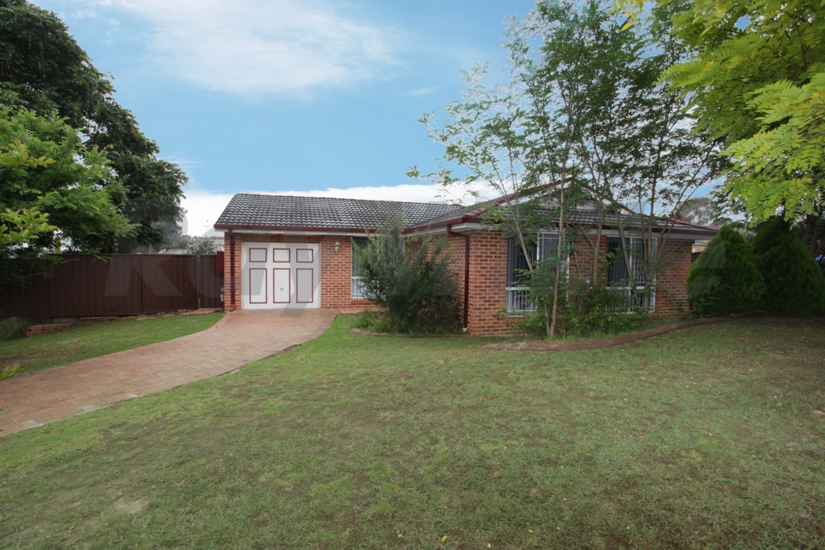 3 Becke Court, GLENMORE PARK, NSW 2745