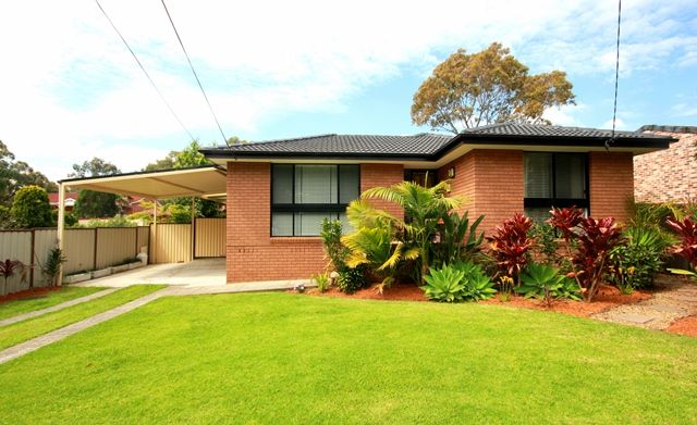 5 Georges Crescent, GEORGES HALL NSW 2198