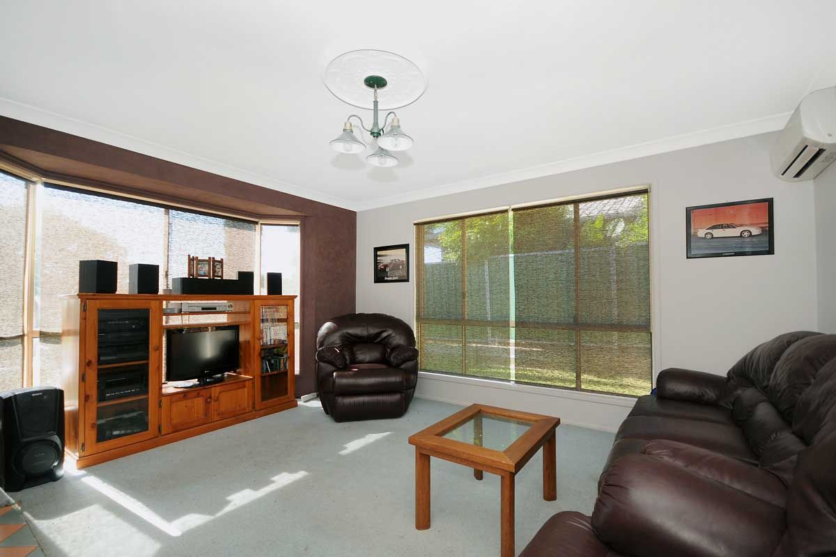 12 Lacebark Court, GLENVALE, QLD 4350