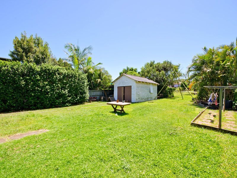 16 Paradise Street, BANYO, QLD 4014