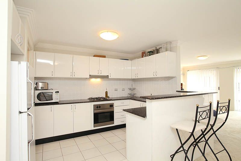 16/1-7 Hume Avenue, CASTLE HILL, NSW 2154