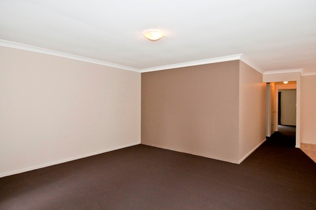 16 Jasmina Parade, WATERFORD, QLD 4133