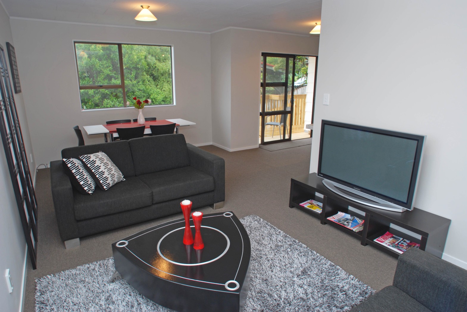 50 Tree View Avenue, GLENFIELD, North Shore City