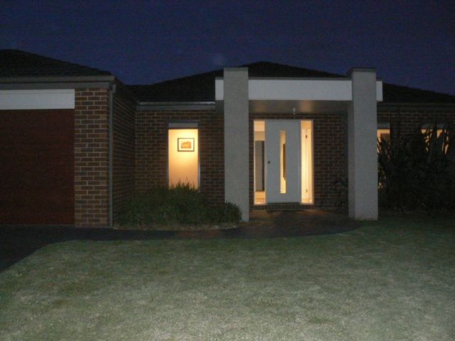 35 Huntingfield Drive, WARRNAMBOOL, VIC 3280