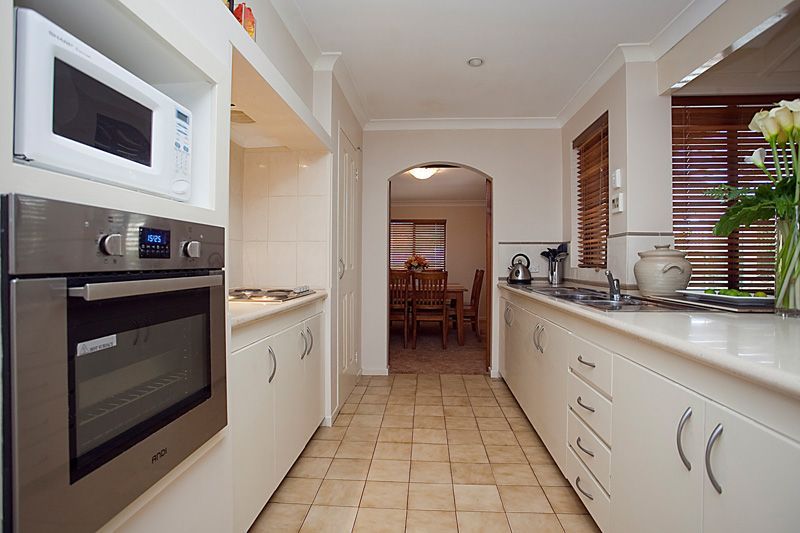 66 Chislehurst Road, LESMURDIE, WA 6076