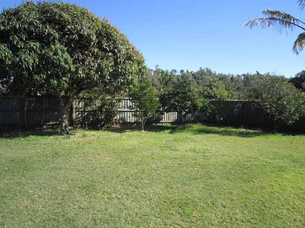 12 BEACHSIDE Drive, SUFFOLK PARK, NSW 2481