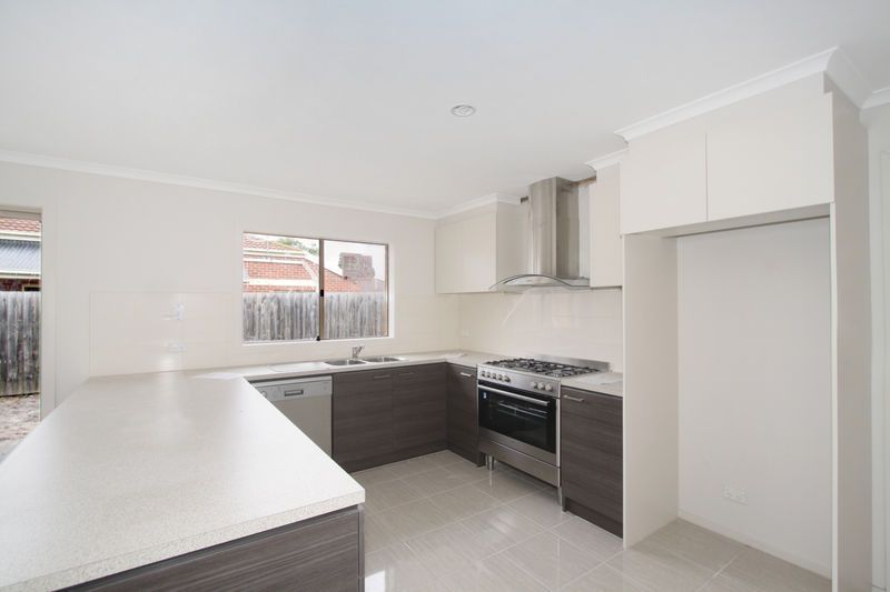 2/13 Elder Street, CLARINDA, VIC 3169