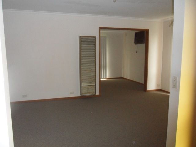 29 Simpson Drive, DANDENONG NORTH, VIC 3175