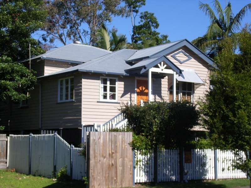 10 Vincent Street, AUCHENFLOWER, QLD 4066