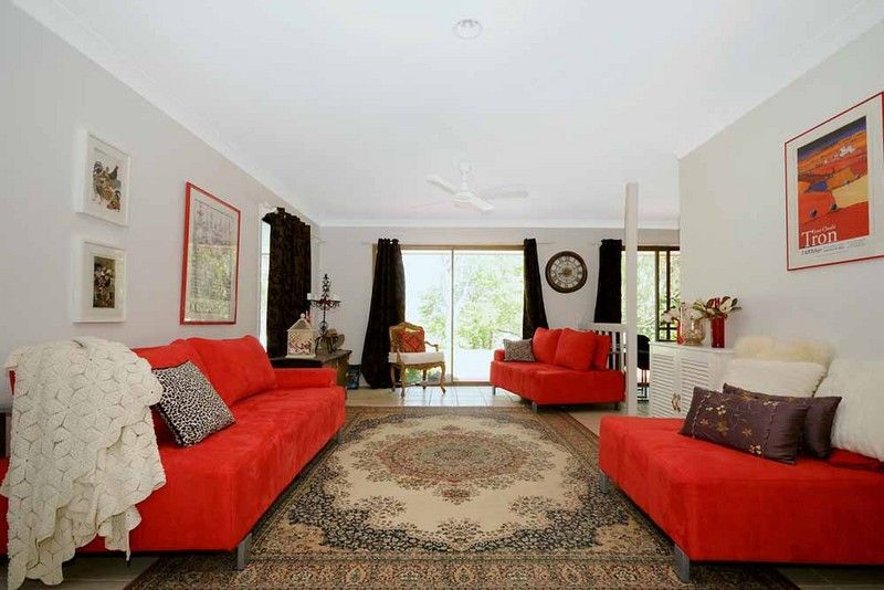 8 Dippel Street, MIDDLE RIDGE, QLD 4350