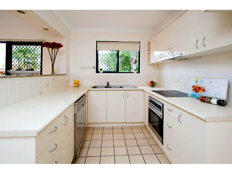 1/2200 Logan Road, UPPER MOUNT GRAVATT, QLD 4122