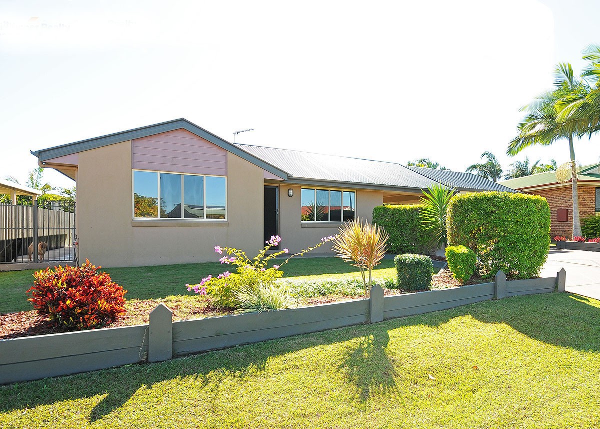 112 Caddy Avenue, URRAWEEN, QLD 4655