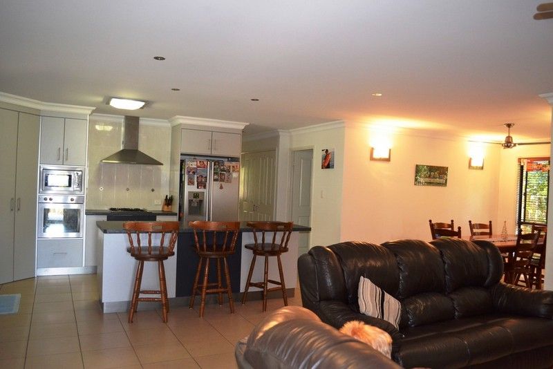5 Downs Field Place, YEPPOON, QLD 4703