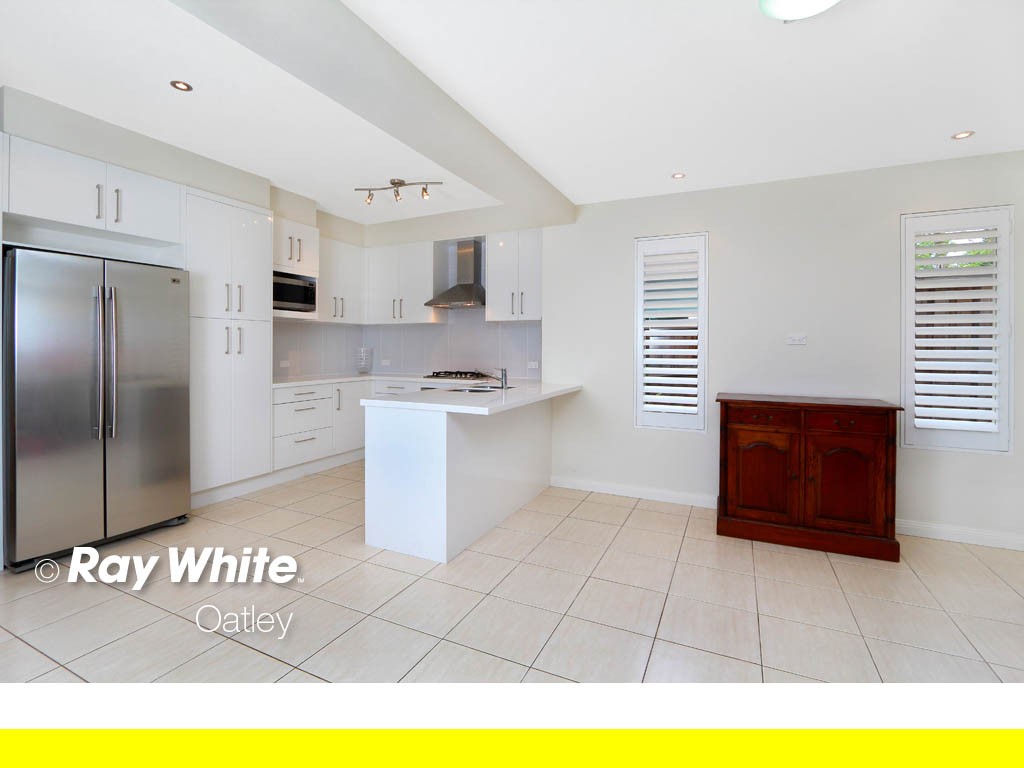 27 Lansdowne Parade, OATLEY, NSW 2223