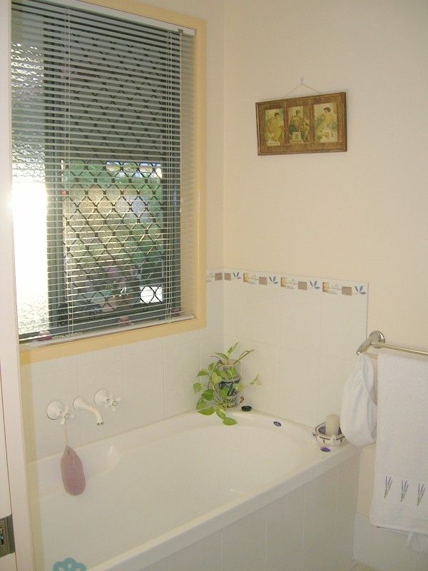 1 Gent Street, PARK AVENUE, QLD 4701
