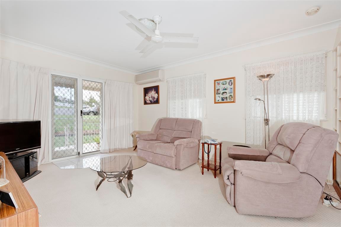 132 Laura Street, TARRAGINDI, QLD 4121