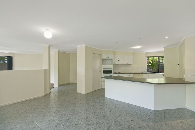 111 Valley Drive, TALLEBUDGERA, QLD 4228