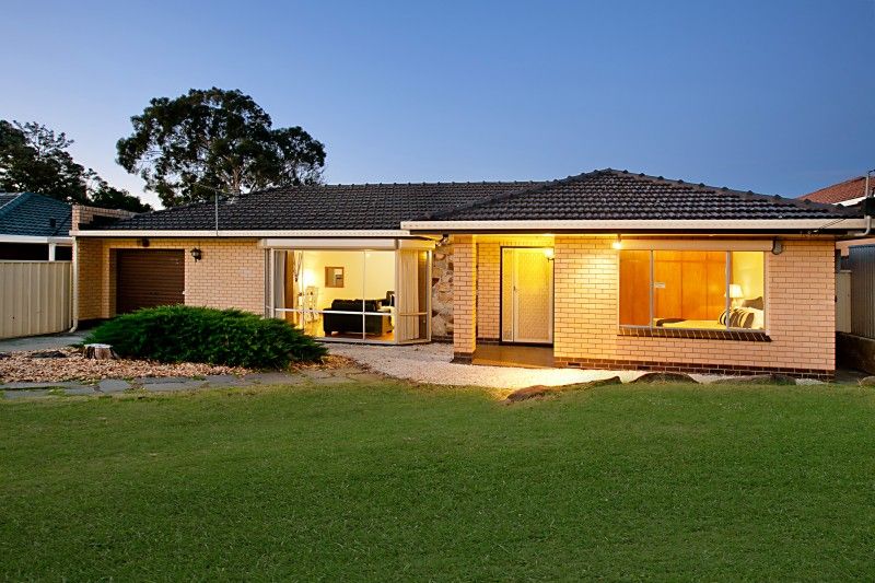 12 Greensview Road, BANKSIA PARK SA 5091