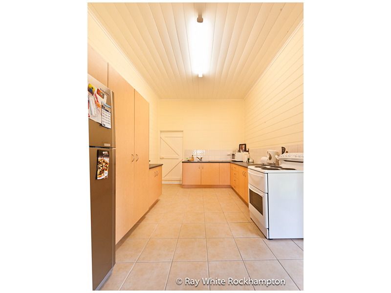 11 Millroy Street, WANDAL, QLD 4700