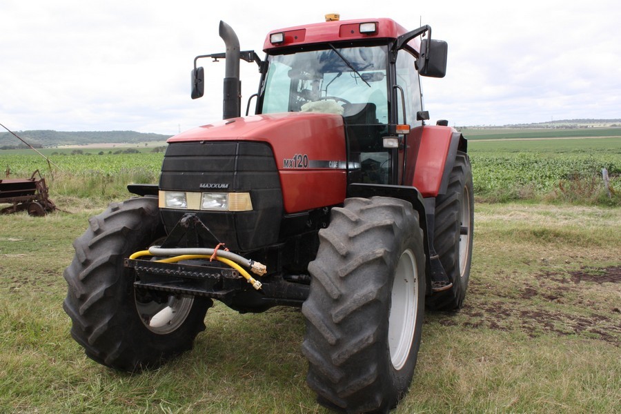 A/C JF and HG and JM GILMOUR, FELTON, QLD 4358