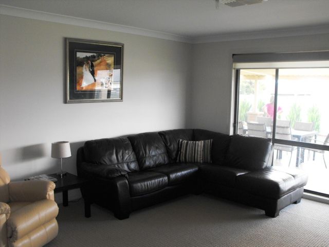 6 Mossgiel Close, PARKES, NSW 2870