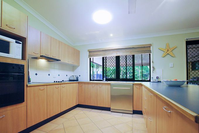 4 Chablis Court, BUDERIM, QLD 4556