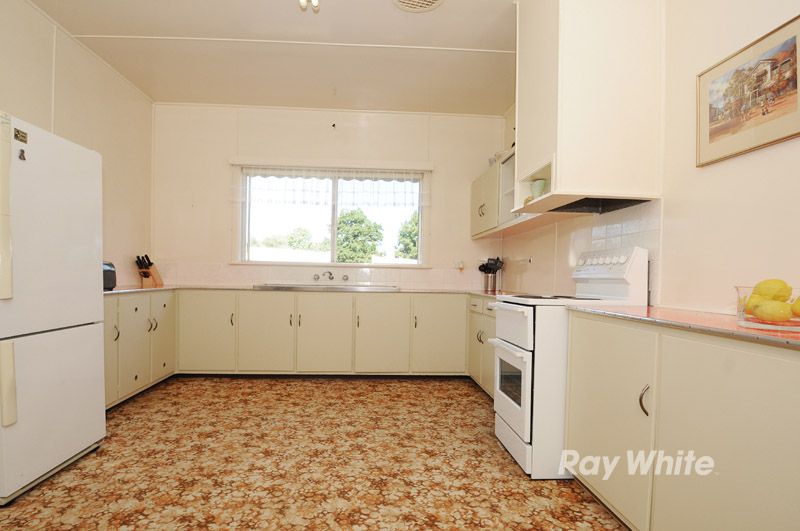 130 Mont Albert Road, GARFIELD, VIC 3814
