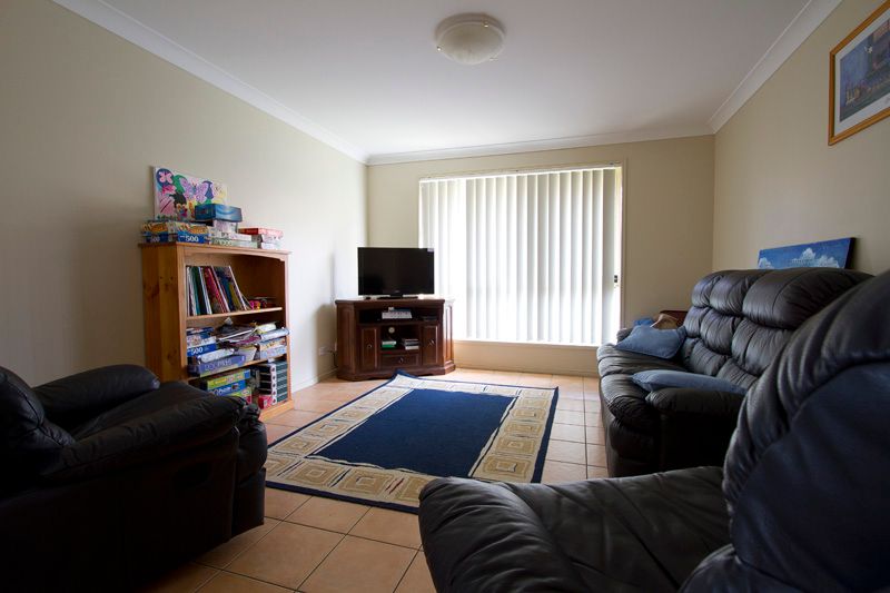 13 Winning Street, GLENVALE, QLD 4350