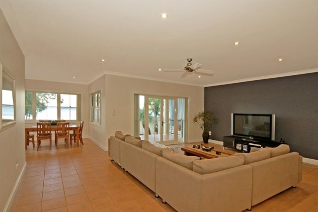 105 The Boulevard, OAK FLATS, NSW 2529