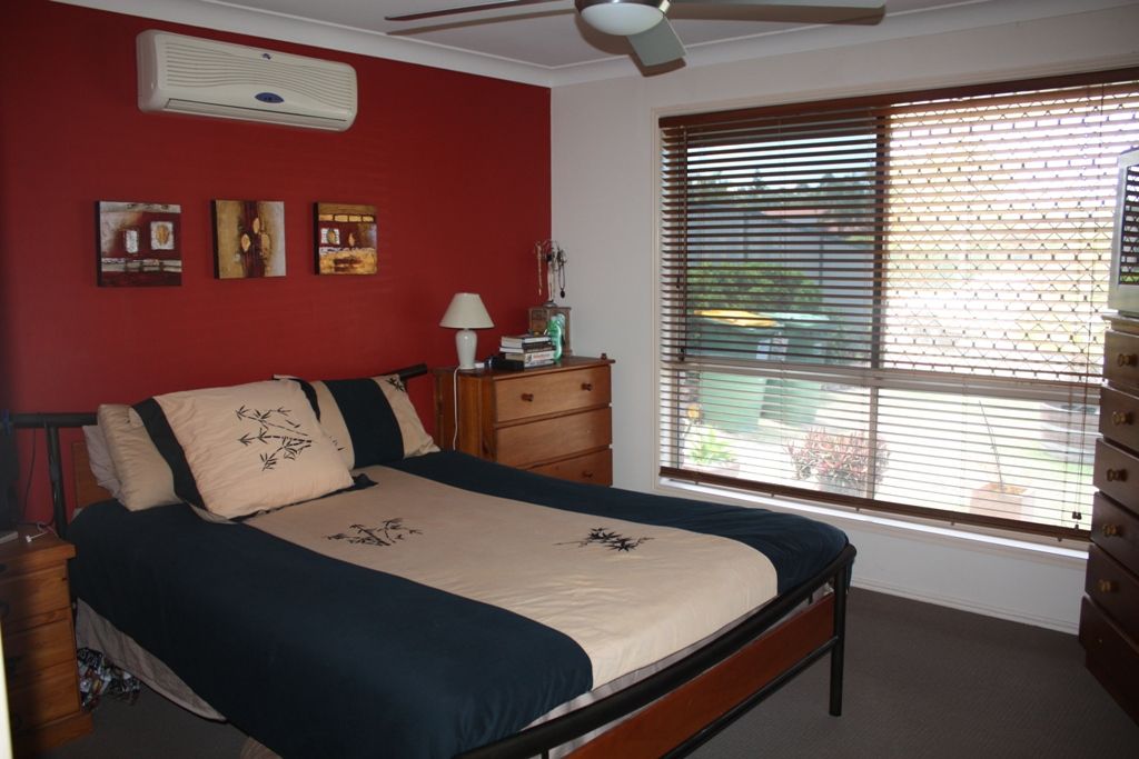 52 Greenacre Drive, PARKWOOD QLD 4214