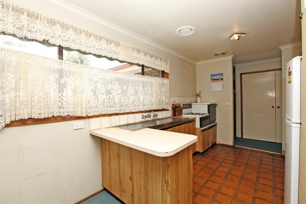 43 Lowalde Drive, EPPING, VIC 3076