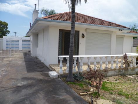 431 Flinders Street, NOLLAMARA, WA 6061