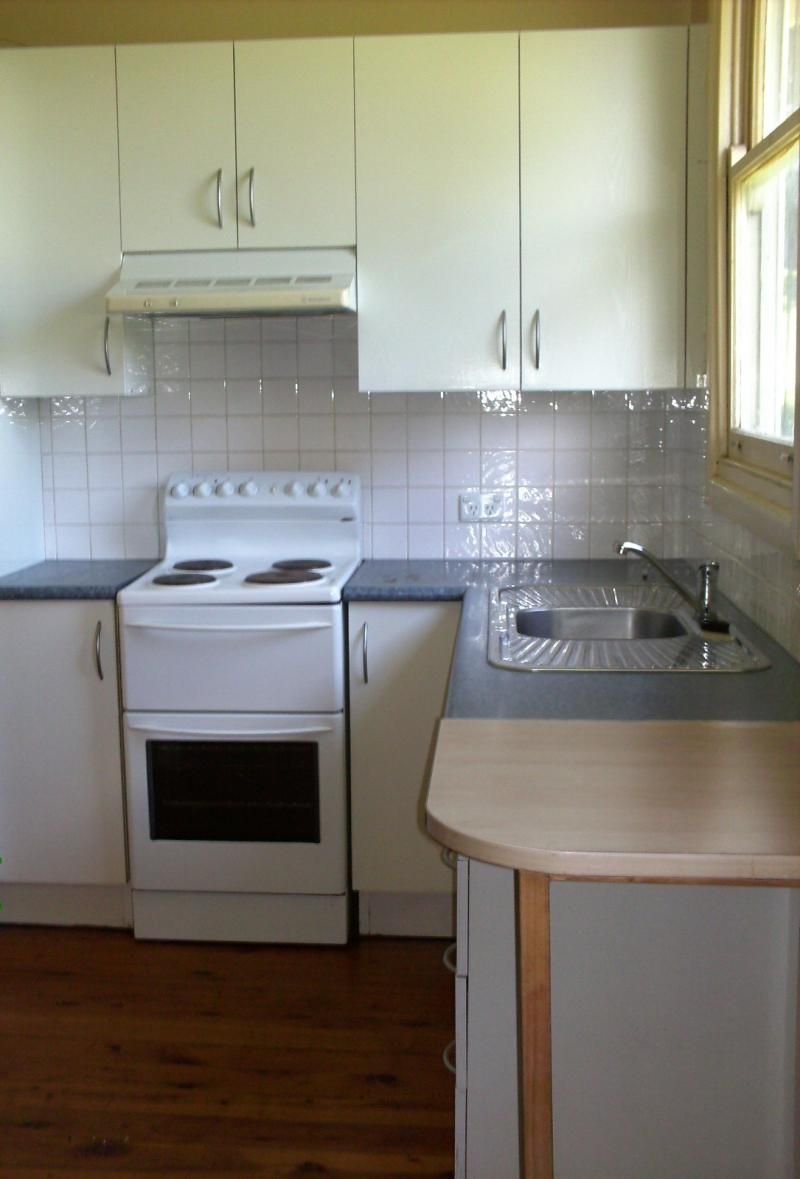 9 Leicester  Street, BERKELEY, NSW 2506