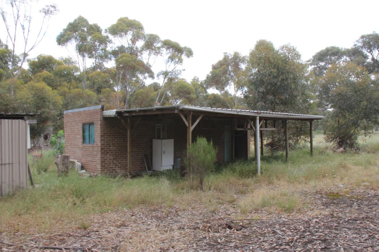12 Church Street, HEATHCOTE, VIC 3523