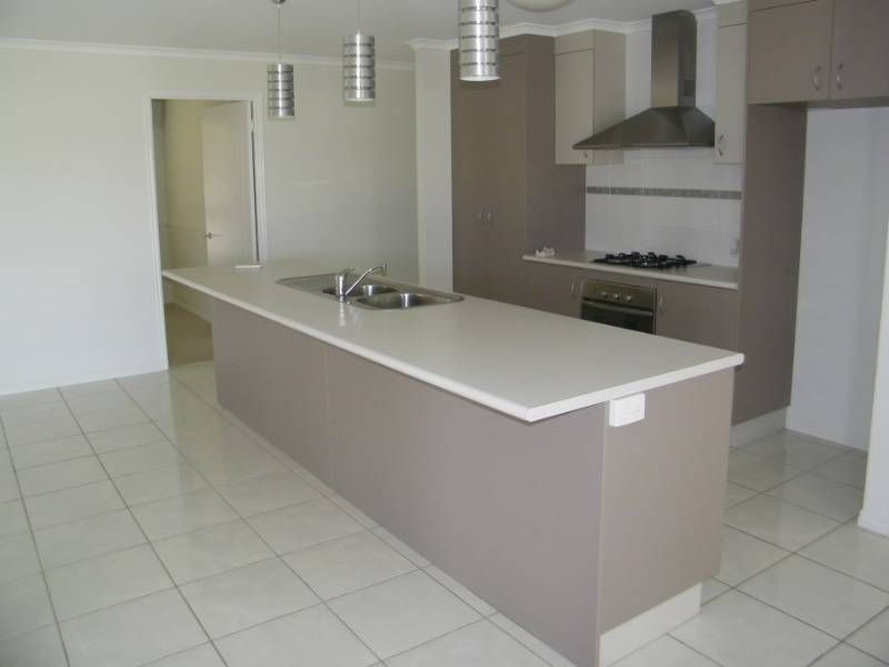109 Dixon Drive, TELINA, QLD 4680