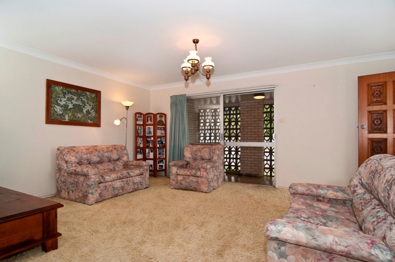 12 Oxley Street, Golden Beach, QLD 4551