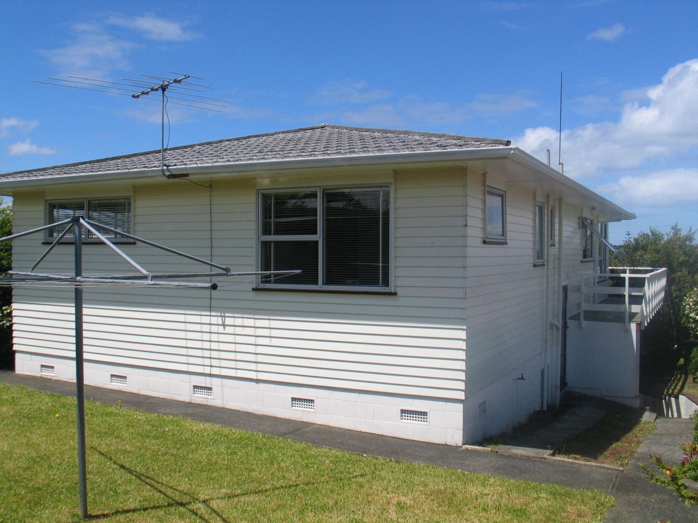 4 Bellringer Road, MASSEY, Waitakere City
