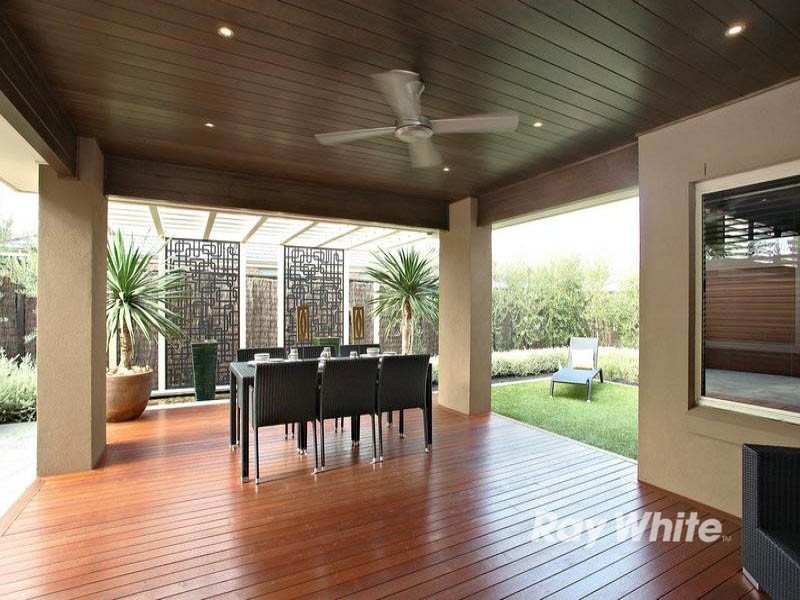 8 Mayfield Drive, KEYSBOROUGH, VIC 3173