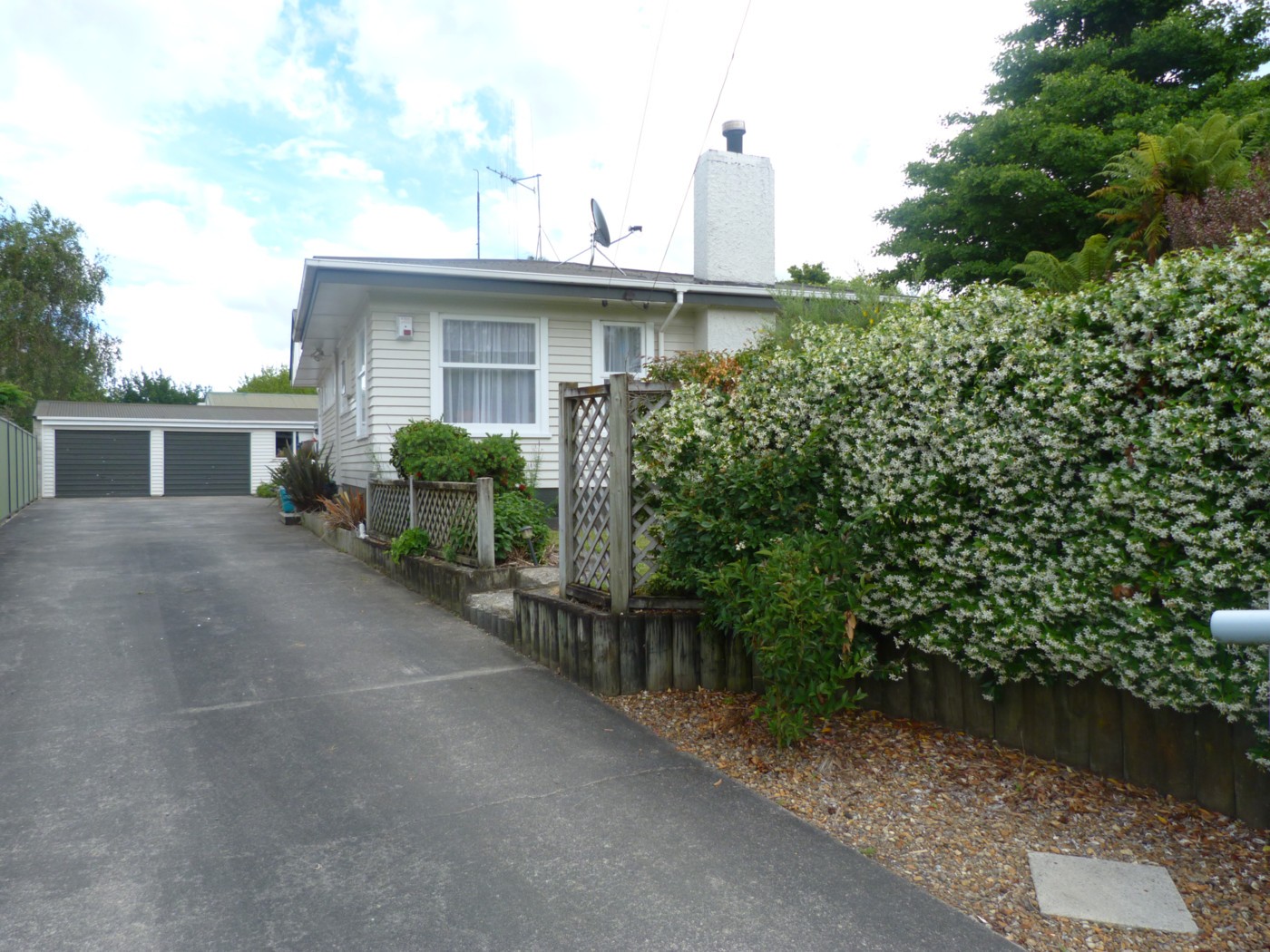 12 Jeanette Street, GLENVIEW, Hamilton City