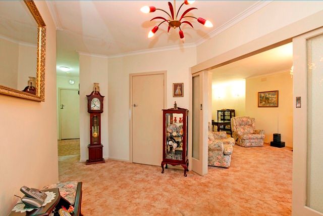 19 Lucille Avenue, RESERVOIR, VIC 3073
