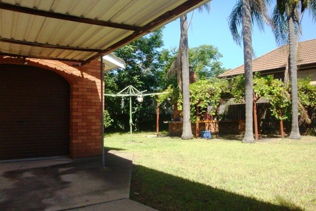 11 Westwood Street, PRAIRIEWOOD, NSW 2176