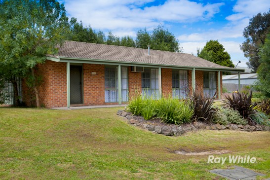 30 Wahgunyah Crescent, LANGWARRIN, VIC 3910